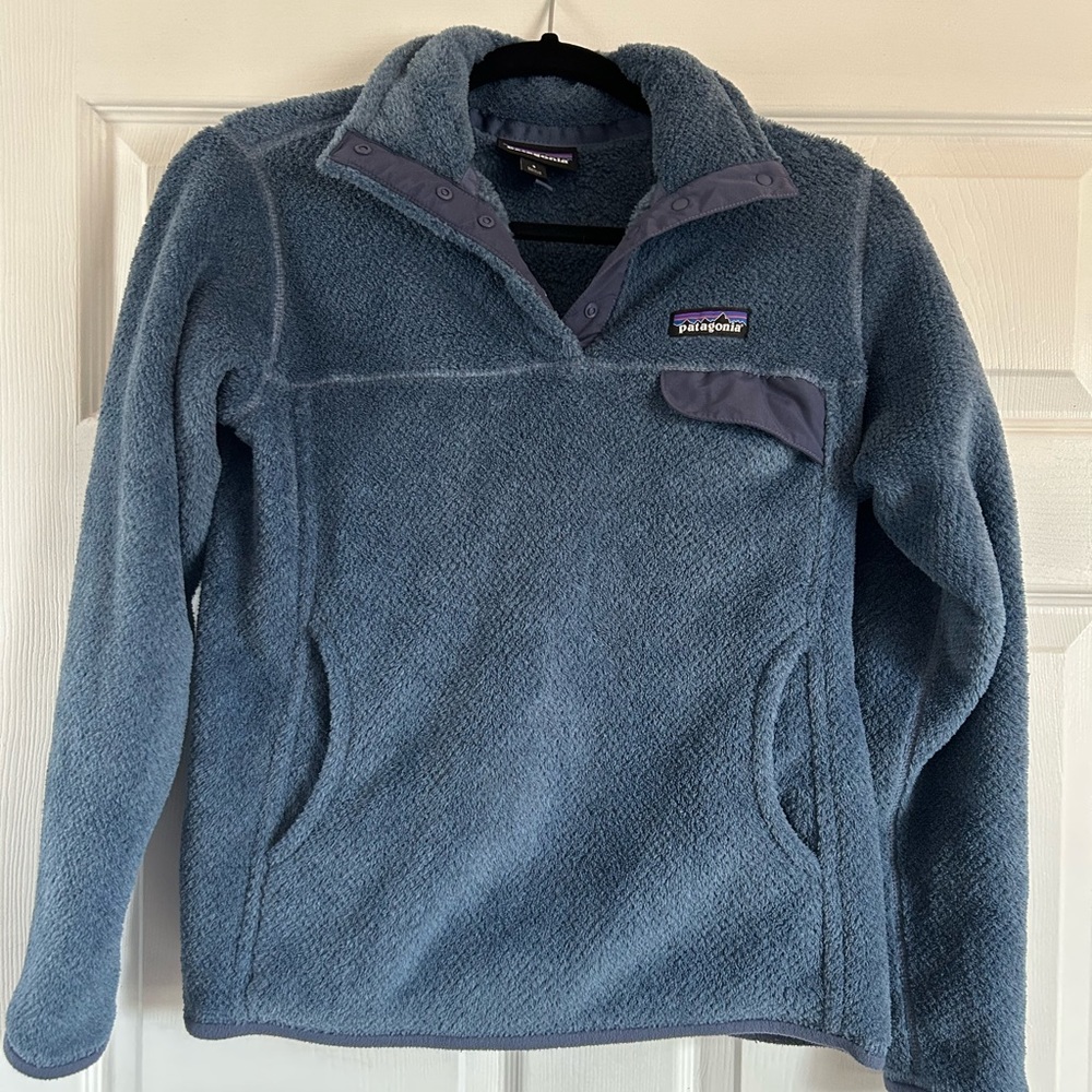Patagonia Pull Over Sweater